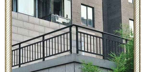 新钢栏杆是否会生锈？