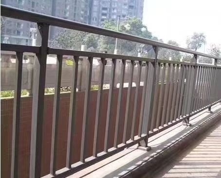 护栏 (7)